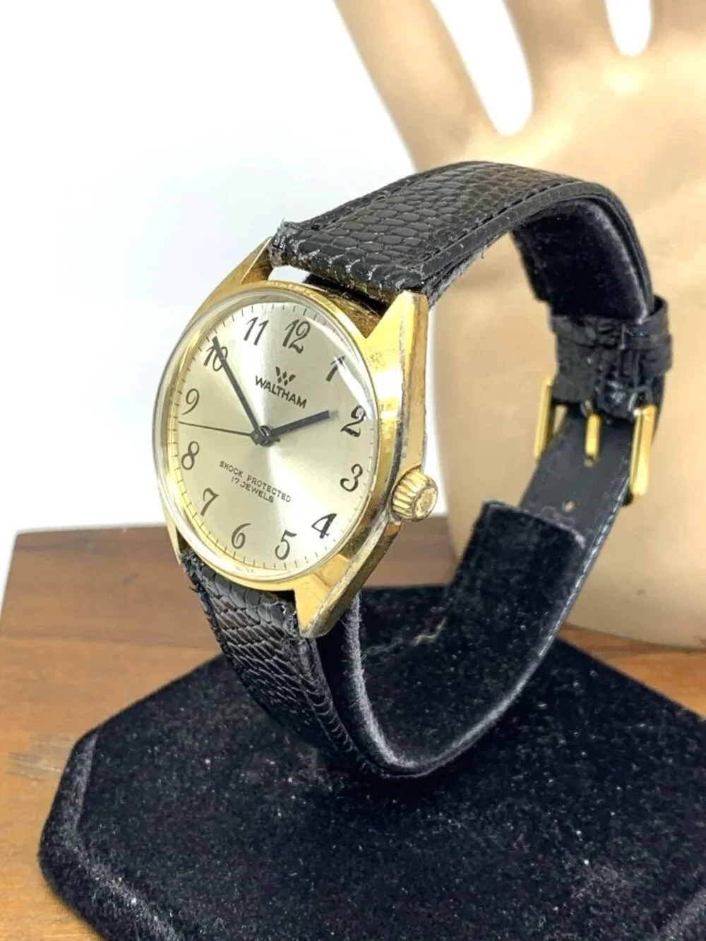 Waltham Men's Watch Vintage Manual Wind Silver Dial Black Leather Strap 34mm